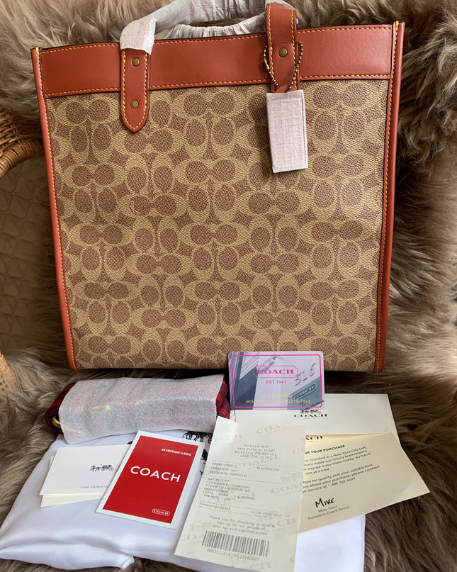 COACH Field Tote in Signature Canvas with Horse & Carriage Print