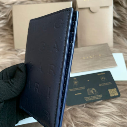 BVLGARI
Logo Infinitum Folded Card Holder in Leather