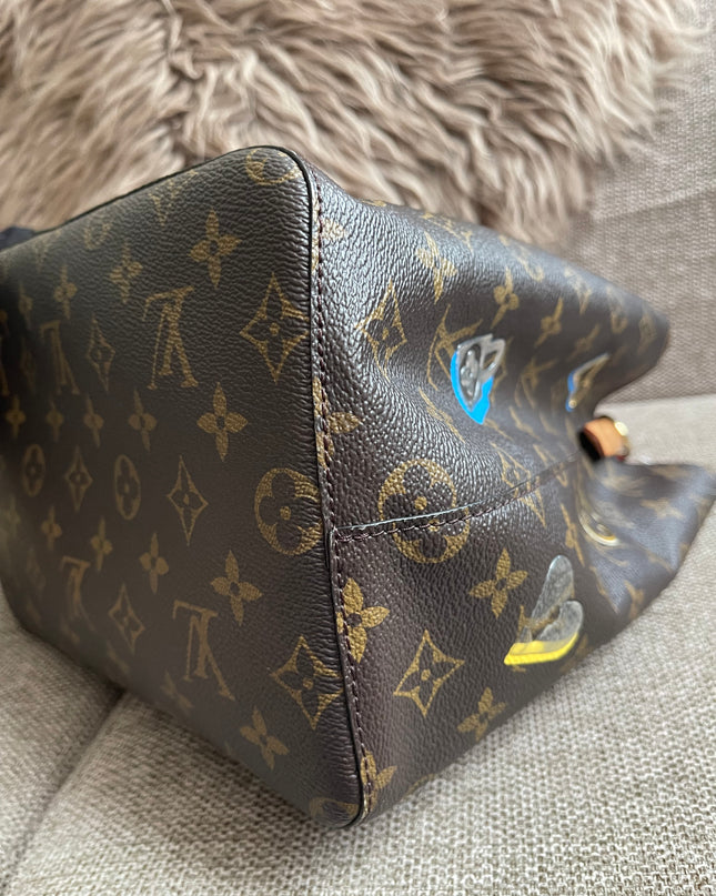 Preloved Authentic Louis Vuitton NéoNoé BB — Monogram Love Lock (Limited Edition)
