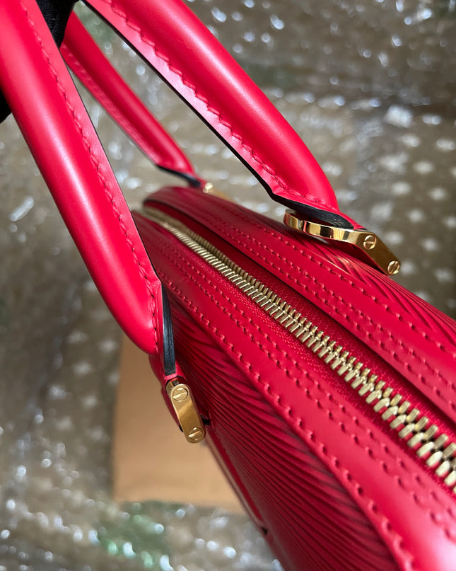 Preloved Louis Vuitton Red Epi Jasmin Handbag w/provided strap