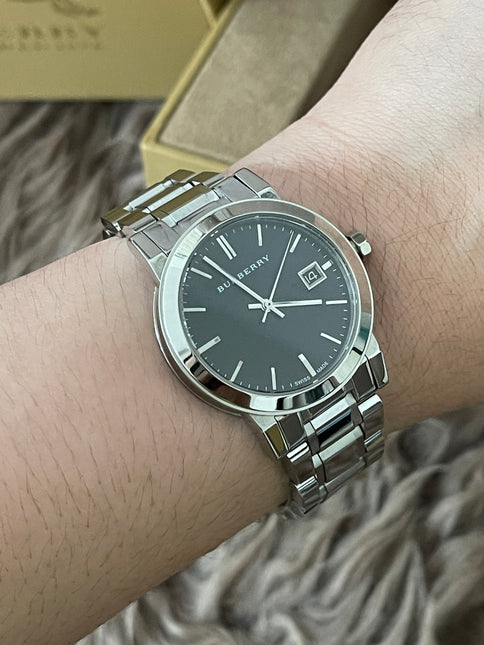 Preloved Authentic Rank N Burberry The City BU9001 stainless steel watch with a black dial.