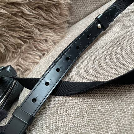 Preloved Authentic Louis Vuitton Taiga Leather Crossbody Bag – Épicéa Green, Silver Hardware