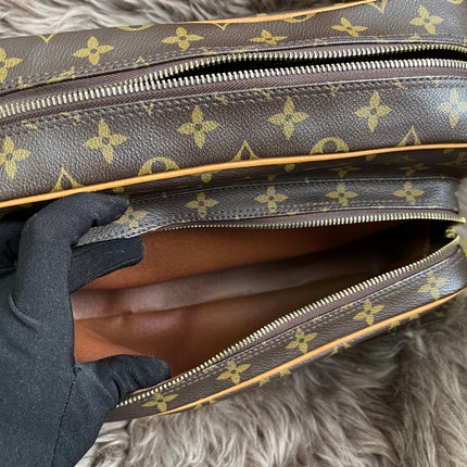 Preloved Louis Vuitton 2005 Nil messenger bag