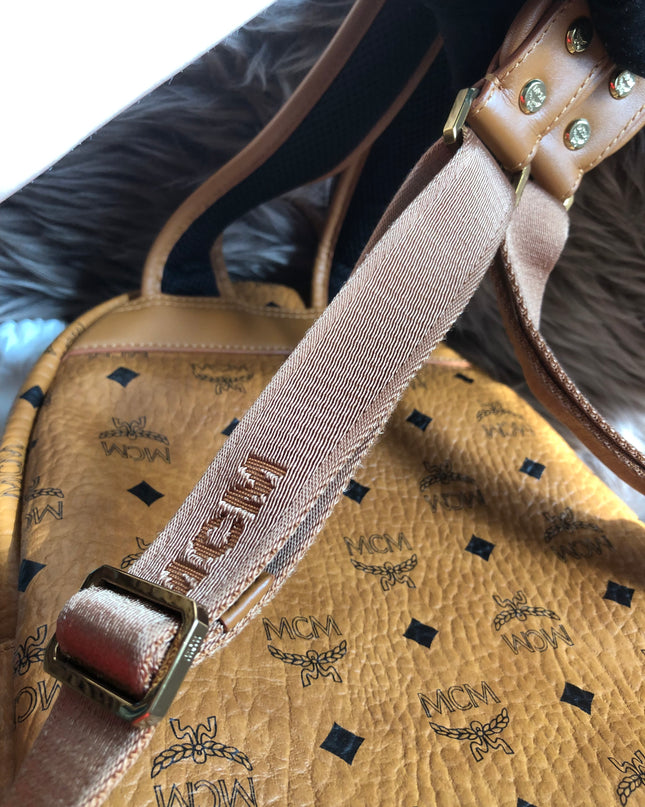Preloved  MCM Stark Side Studs Backpack