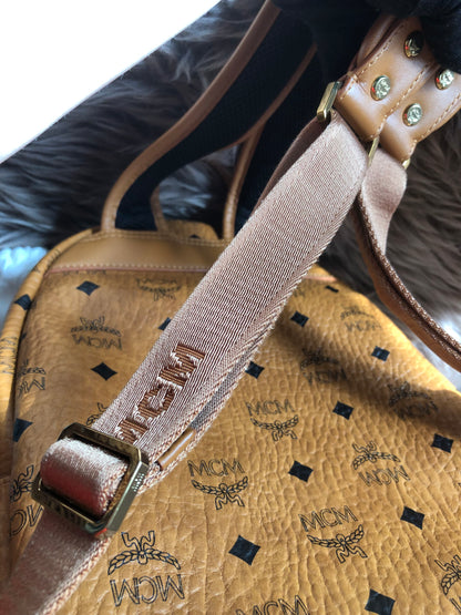 Preloved  MCM Stark Side Studs Backpack
