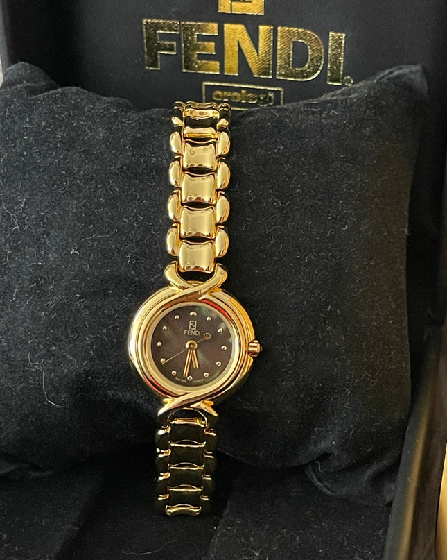 Preloved Authentic Fendi Mother of Pearl Gold Watch