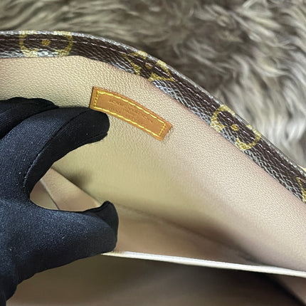 Preloved Louis Vuitton 2005 Sac Plat tote bag