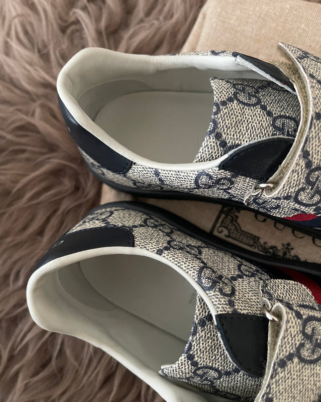 Preloved Authentic Gucci Kids Ace Sneakers (GG Supreme) sz 31