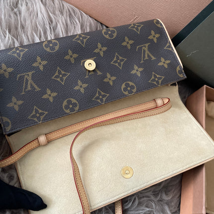 Preloved Authentic Louis Vuitton Monogram Pochette Twin PM cross body bag