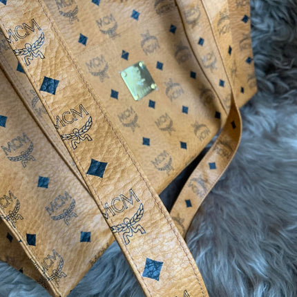 MCM Cognac Visetos Coated Canvas Medium Heritage Top Zip Shopper Tote