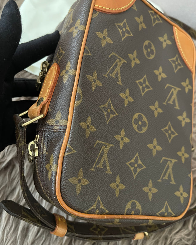 Preloved Authentic classic Louis Vuitton Monogram Amazon Shoulder Bag
