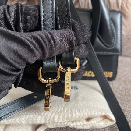 Preloved Authentic Jacquemus Le Chiquito Long – Black