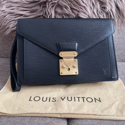 Preloved Authentic Louis Vuitton Epi Leather Sellier Dragonne Clutch – Black (Noir)