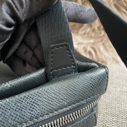 Preloved Authentic Louis Vuitton Taiga Leather Crossbody Bag – Épicéa Green, Silver Hardware