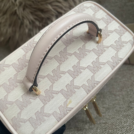 Preloved Authentic Michael Kors Jet Set MD Zip Tote Crossbody in Blush Pink MK Signature