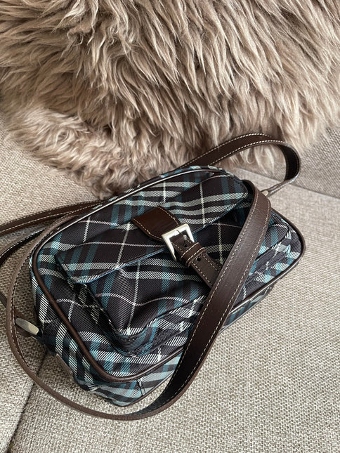 Preloved Authentic Burberry Nova Check Tartan Crossbody Camera Bag