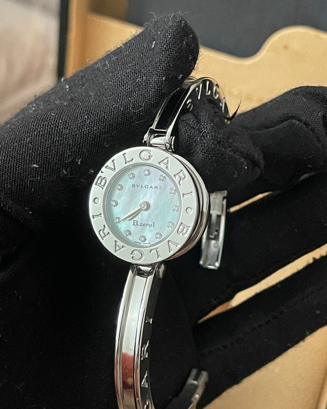 Preloved Authentic Bvlgari B.zero1 Watch 22mm stainless steel case, a blue mother-of-pearl dial with diamond