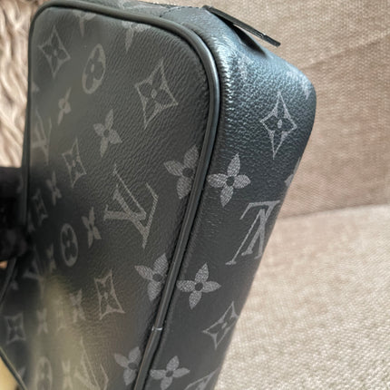 Preloved Authentic Louis Vuitton Monogram Eclipse Toiletry Pouch 25