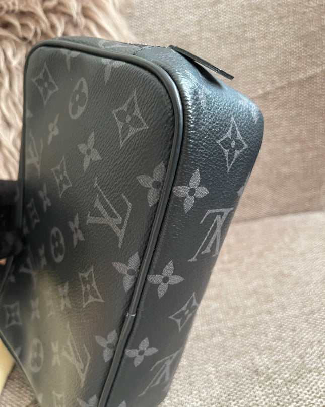 Preloved Authentic Louis Vuitton Monogram Eclipse Toiletry Pouch 25