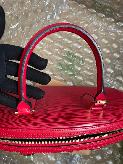 Preloved Louis Vuitton Red Epi Jasmin Handbag w/provided strap