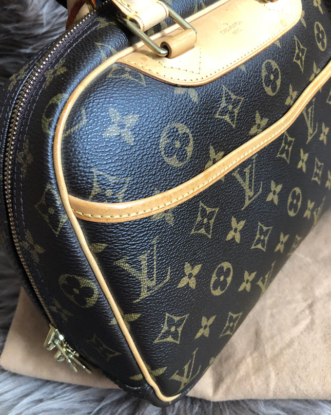 Preloved LOUIS VUITTON Monogram Trouville