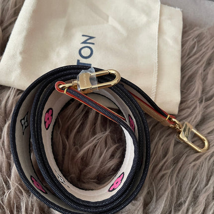Preloved Authentic Unused Louis Vuitton logo jacquard canvas shoulder strap