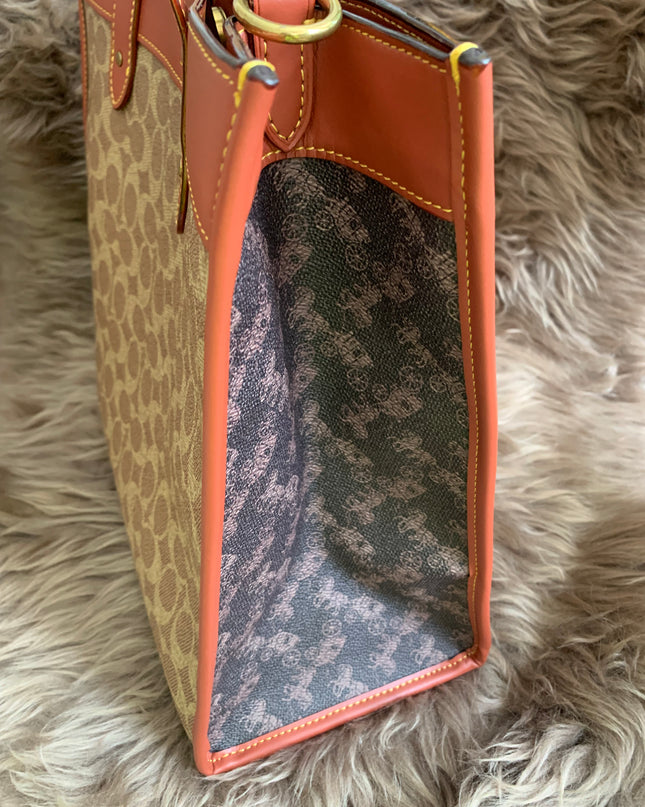 COACH Field Tote in Signature Canvas with Horse & Carriage Print