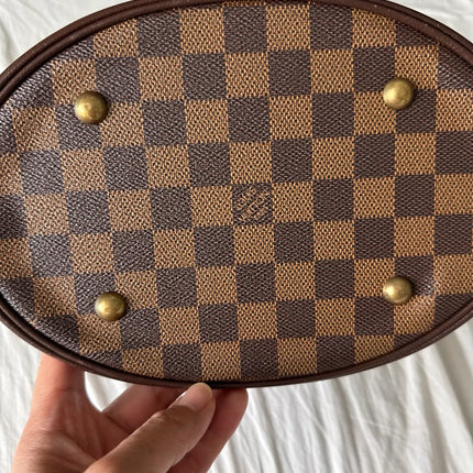 Preloved Authentic Louis Vuitton bucket damier bag
