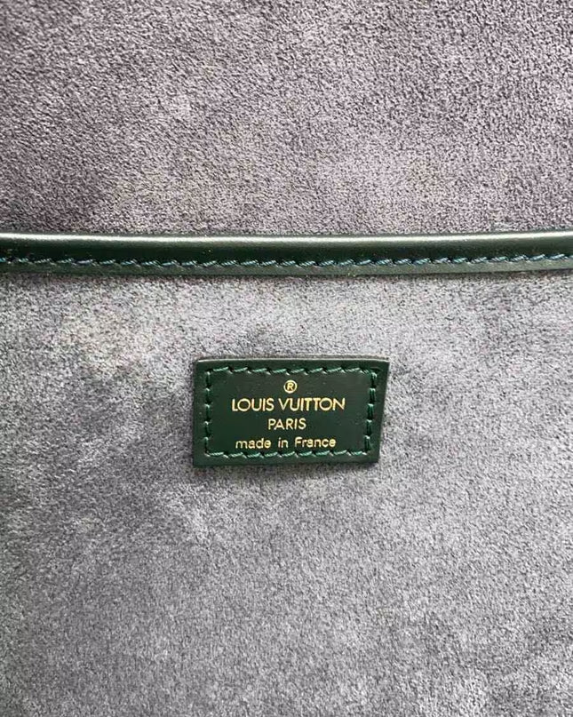 Preloved Authentic LOUIS VUITTON Elanga Unposh_Taiga/PVC/GRN/Plain