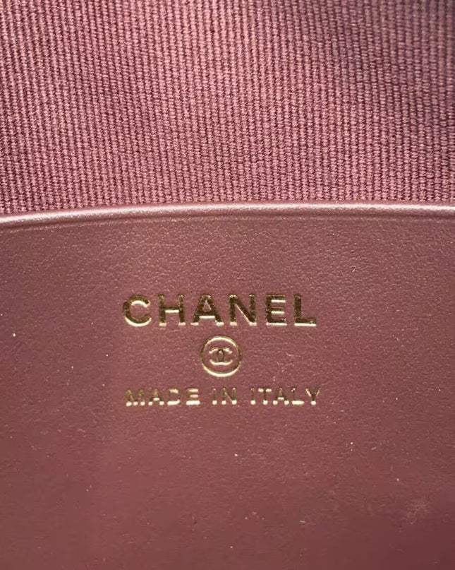 Preloved Authentic Rank A CHANEL Pre-Owned 2021 Matelassé round zip Wallet