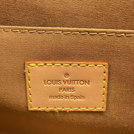Preloved Authentiv Rank A- LOUIS VUITTON Roxbury Drive_Monogram Vernis/Enamel/BEG