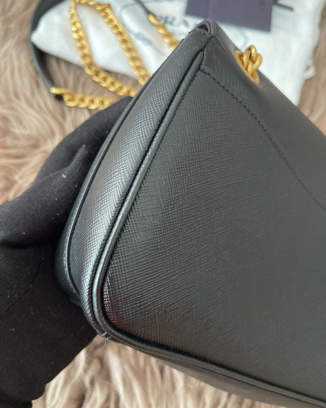 Preloved Authentic Pattina Flap Shoulder Bag Saffiano Leather Small crossbody bag