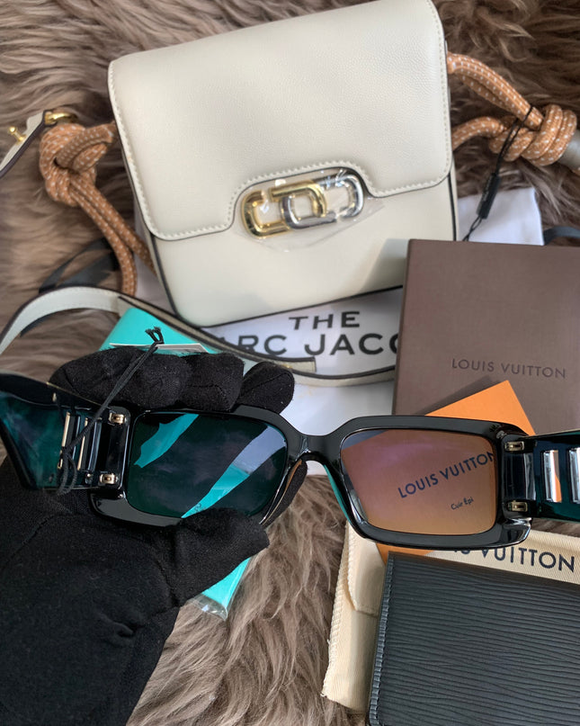 Tiffany & Co Sunglasses in Accetate Black