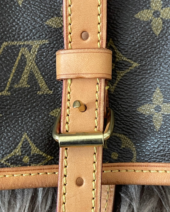Preloved Authentic Rank B- Louis Vuitton Pre-Owned 2004 GM monogram bucket bag