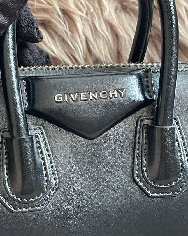 Preloved Authentic Givenchy Mini Antigona Bag Black Calf Leather