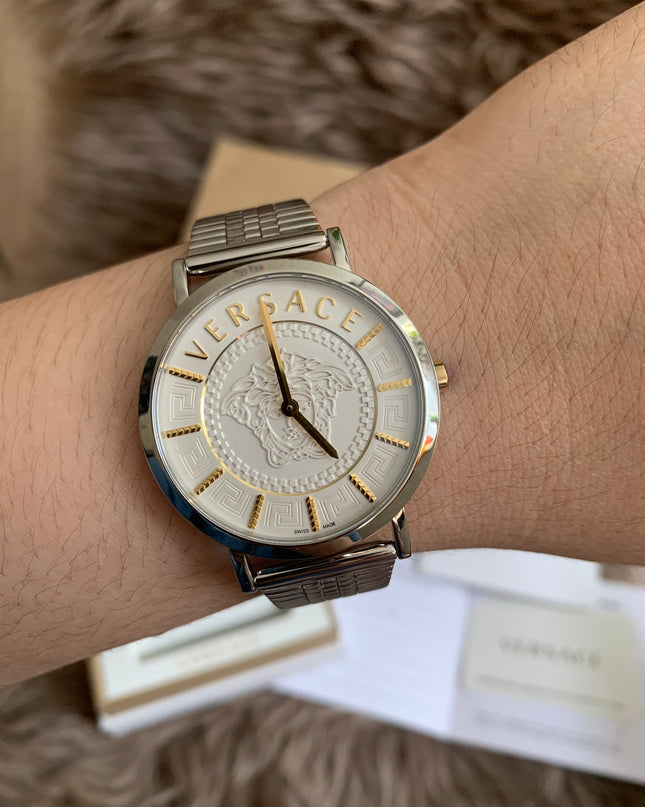 VERSACE V-ESSENTIAL VEK4005/21
Women's watch