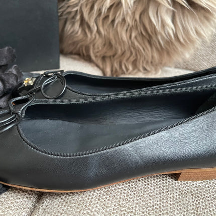 Preloved Authentic Chanel Ballet Flats — Black Lambskin & Patent Cap Toe (Size 35½)