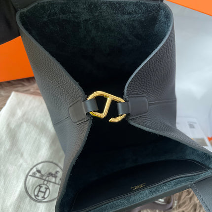 Preloved Authentic Hermès In-the-Loop 23 bag