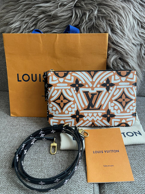 Preloved Authentic Louis Vuitton Monogram Giant Crafty Double Zip Pochette — Creme Caramel