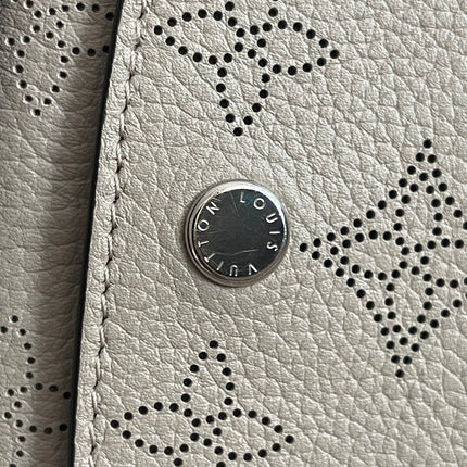preloved AUTHENTIC Louis Vuitton Iris Compact Wallet – Mahina Galet