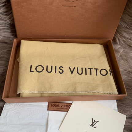 Louis Vuitton Epi Tri-fold Wallet