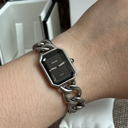 Preloved Authentic Chanel Première Gourmette Chain Watch
