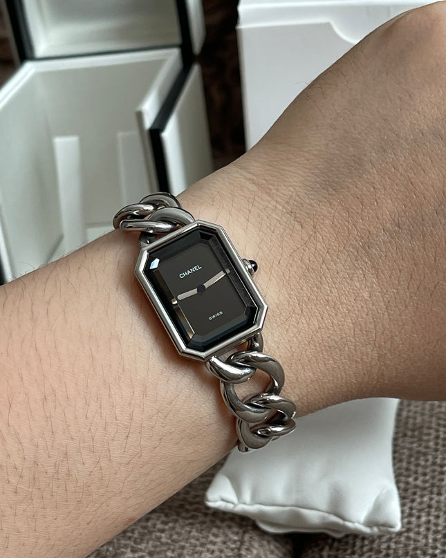 Preloved Authentic Chanel Première Gourmette Chain Watch