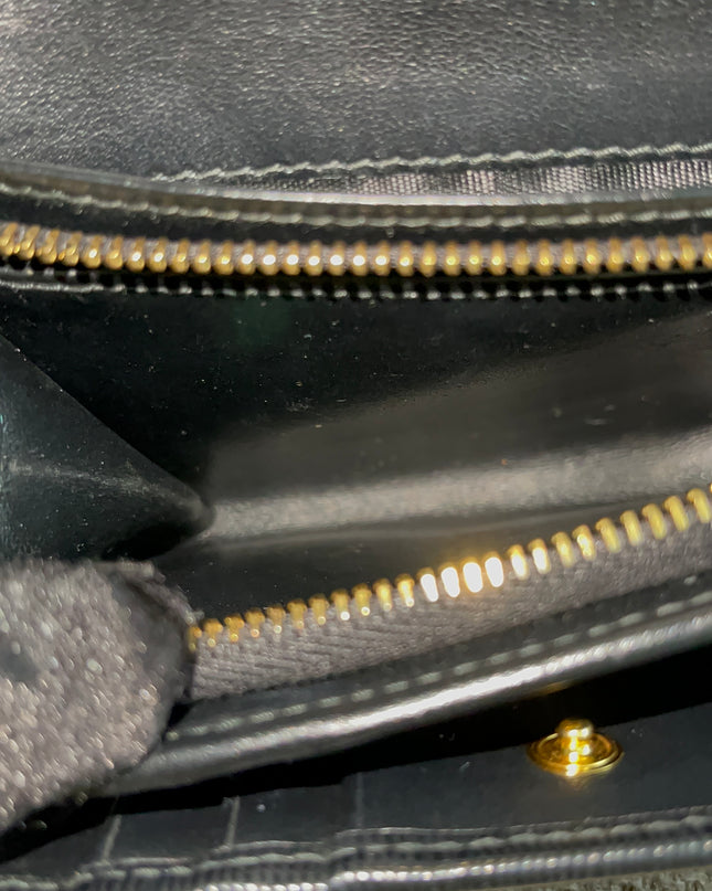 Preloved Authentic Prada Vitello Move Triangle Logo Trifold Wallet – Black
