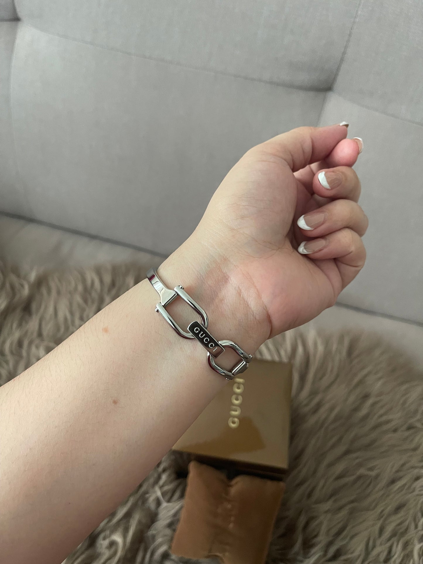 Authentic Preloved Gucci Bangle Watch