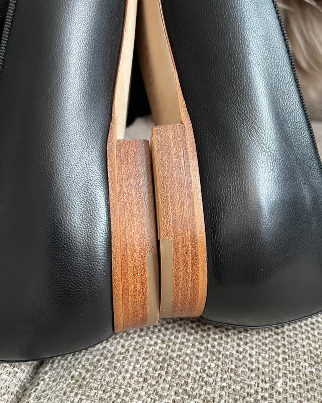 Preloved Authentic Chanel Ballet Flats — Black Lambskin & Patent Cap Toe (Size 35½)