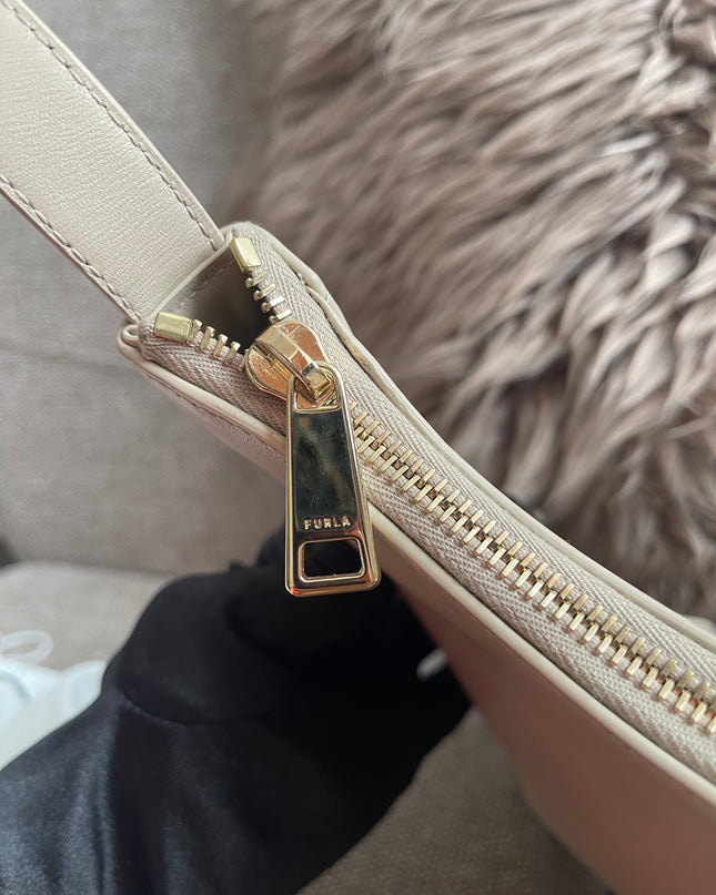 Preloved Authentic Furla Miastella Hobo Bag in Beige