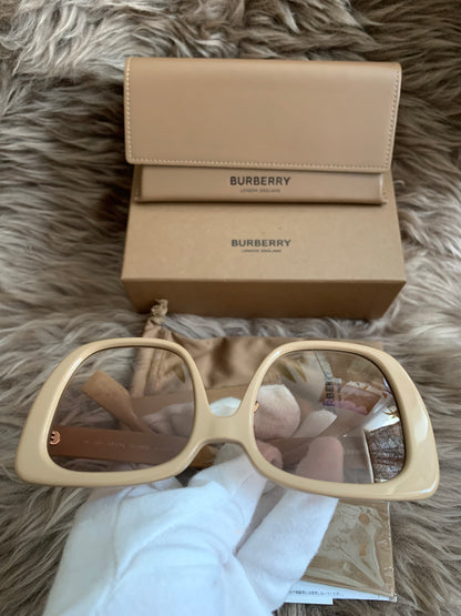 Burberry
Monogram Motif Oversized Square Frame Sunglasses