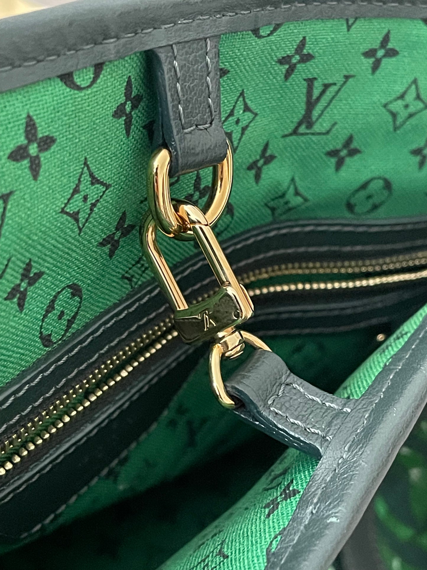 Preloved Authentic Louis Vuitton Ailleurs Adventure Cabas PM ( Limited Edition )