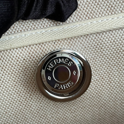 Preloved Authentic Hermes Herbag Zip